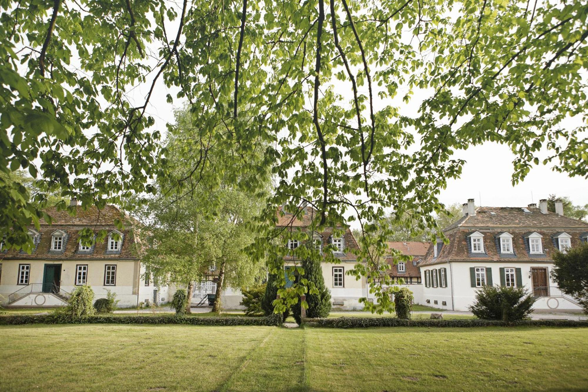 Jagdschloss Moenchbruch 모르펠덴발도르프 외부 사진